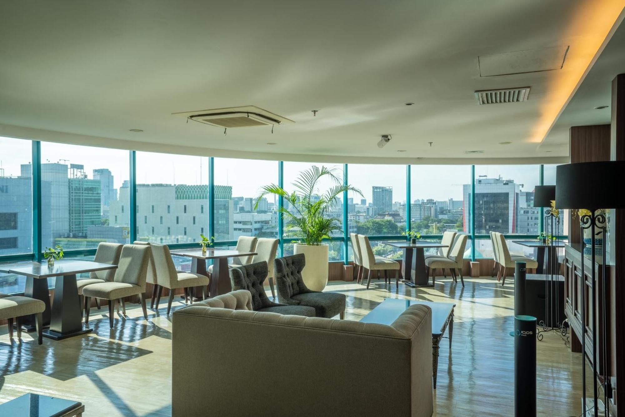The Acacia Hotel Jakarta Exterior foto